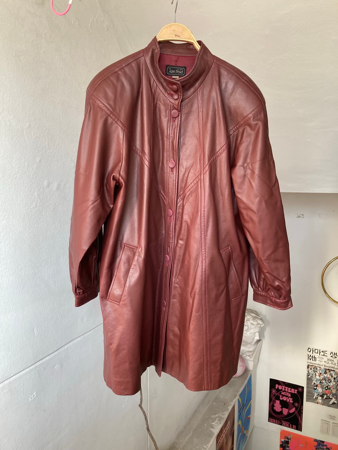 비건 가죽(가죽 x) 버건디 코트 상품이미지1