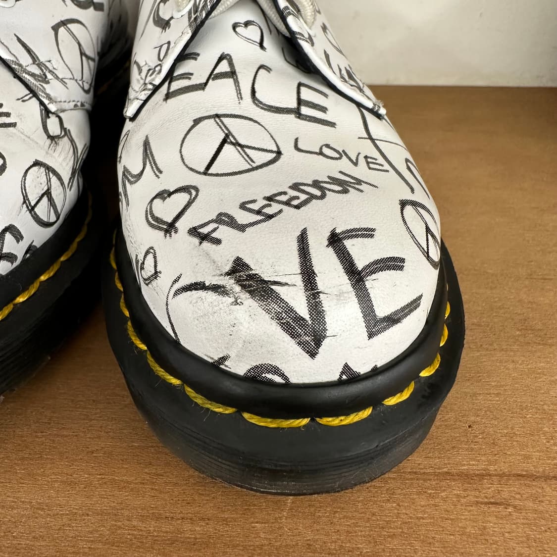 닥터마틴 1461 ‘러브&피스&프리덤’ 상품이미지3