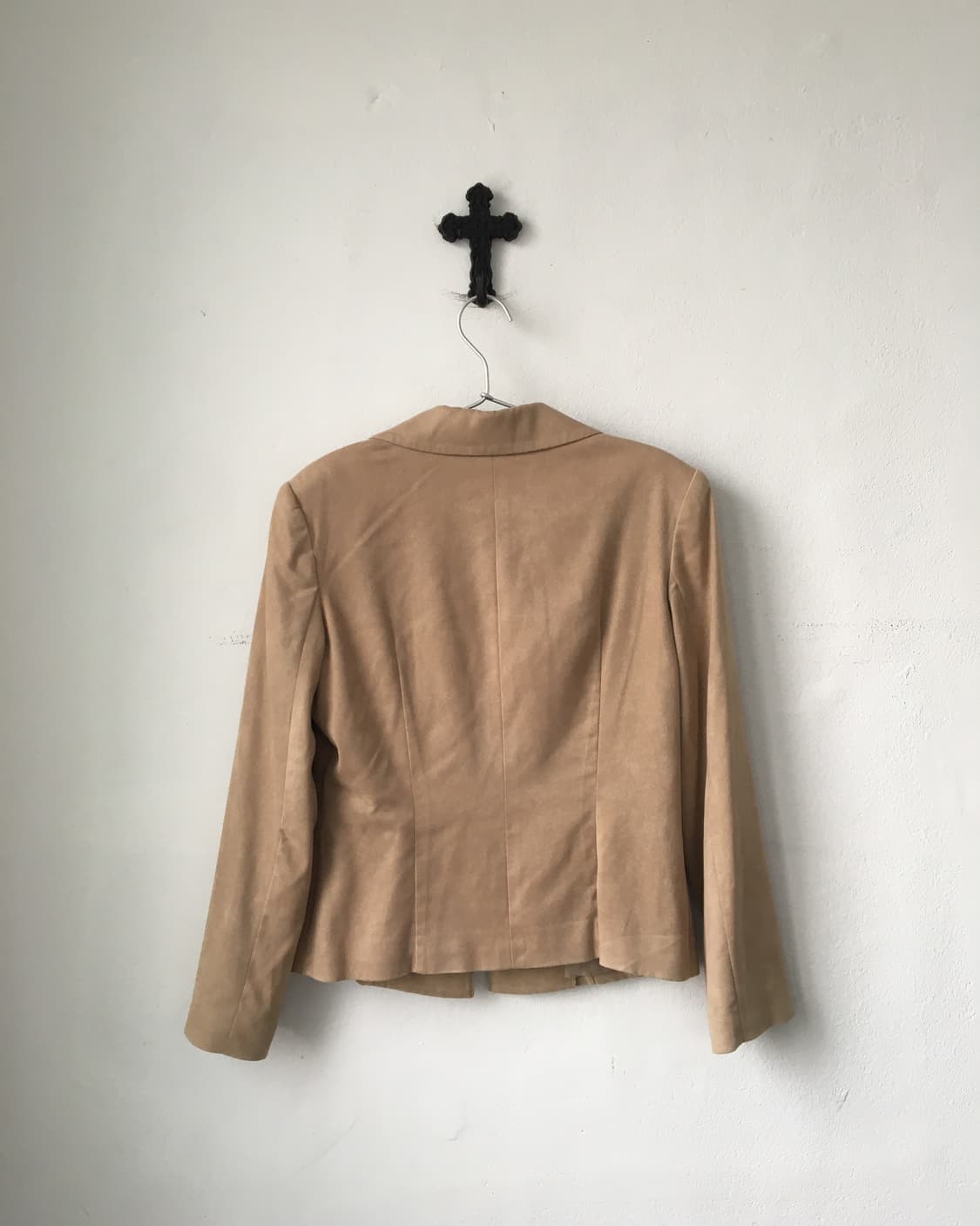 Line detail suede jacket 상품이미지3