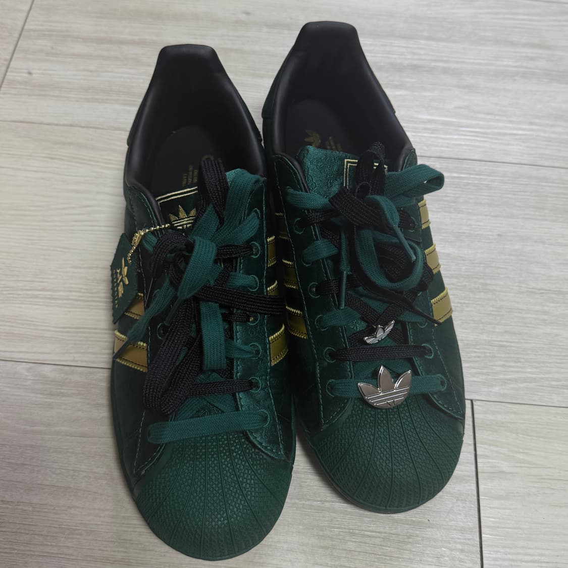 아디다스 슈퍼스타2 서울에디션 그린 (260) 상품이미지1