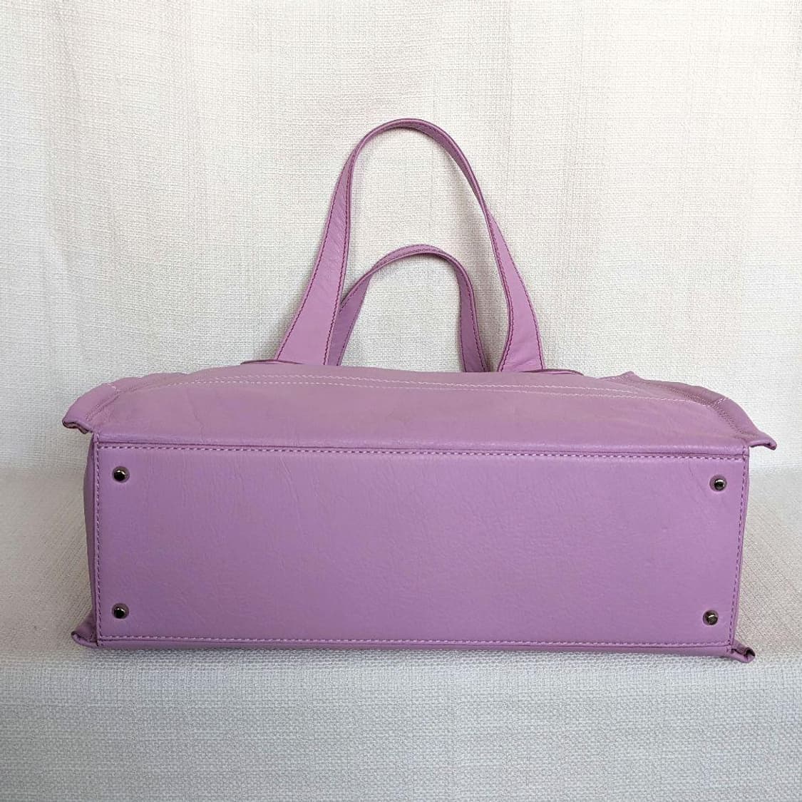 이세이미야케 improduct 양가죽 핑크 핸드백 상품이미지4