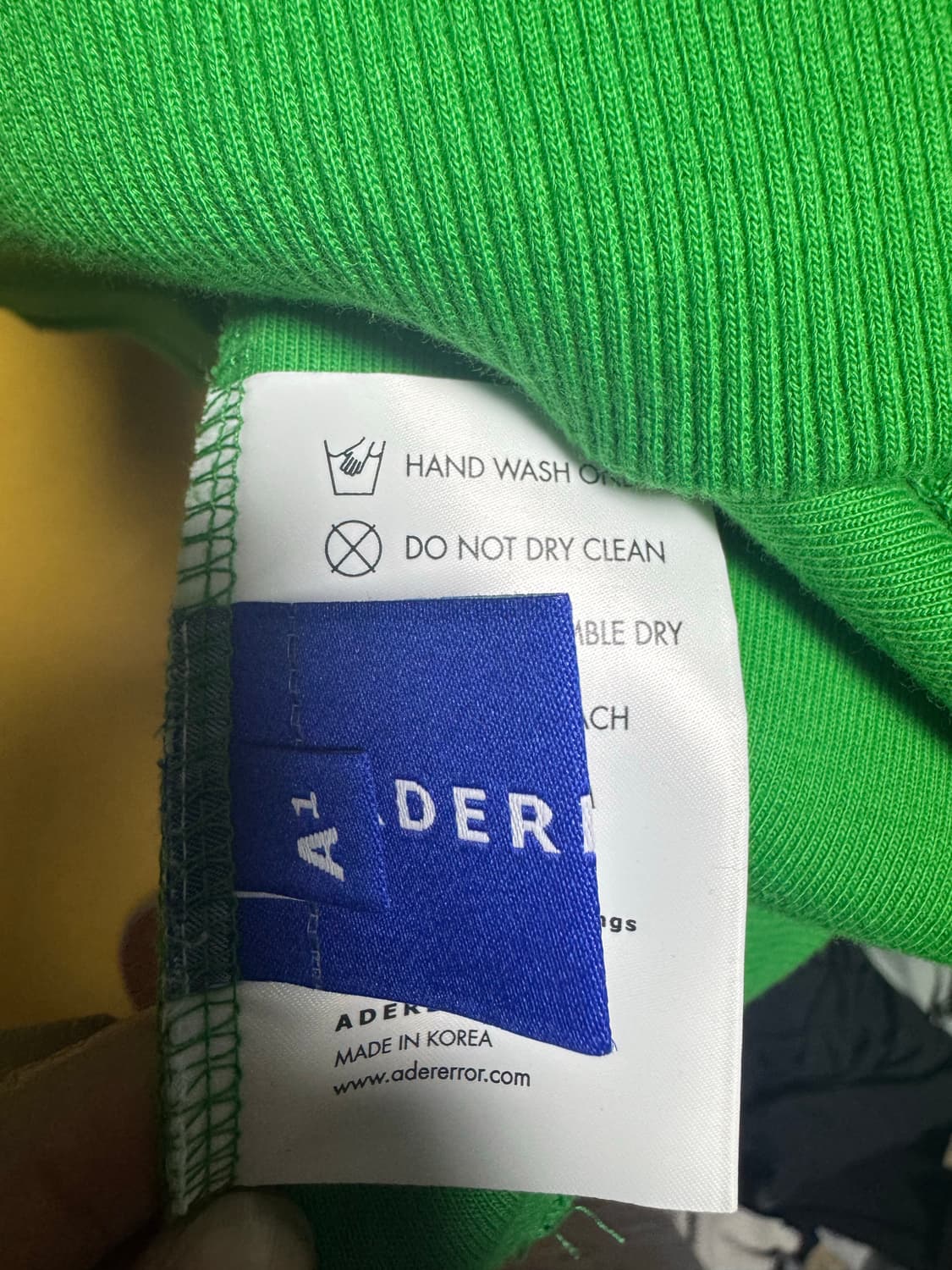 아더에러 오버핏맨투맨 상품이미지6