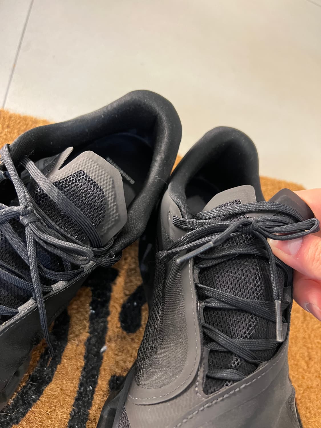 온러닝 파프 클라우드 몬스터 블랙 300 상품이미지2