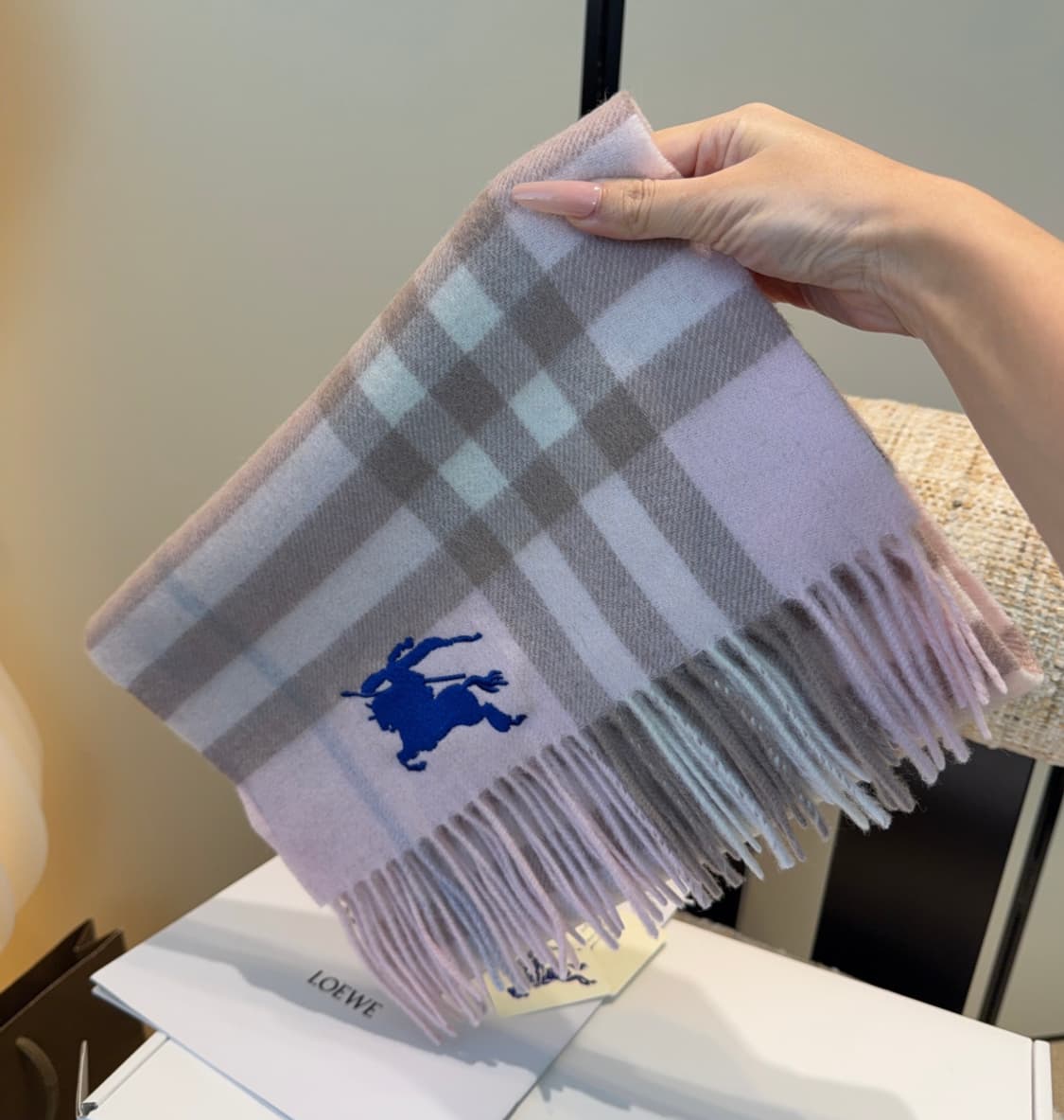 버버리 리버서블 스카프 100% 램스울
 상품이미지1