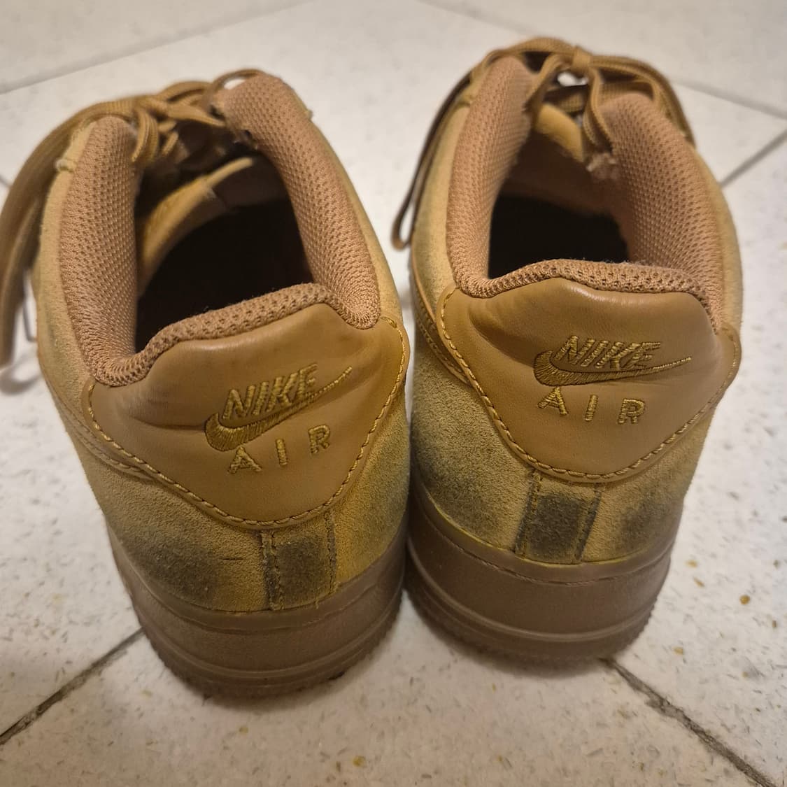 에어포스 된장 245 사이즈 판매해요 상품이미지3