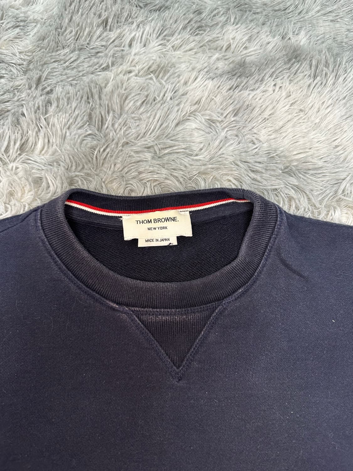 [A급/정품] 톰브라운 네이비 사선 맨투맨 상품이미지3