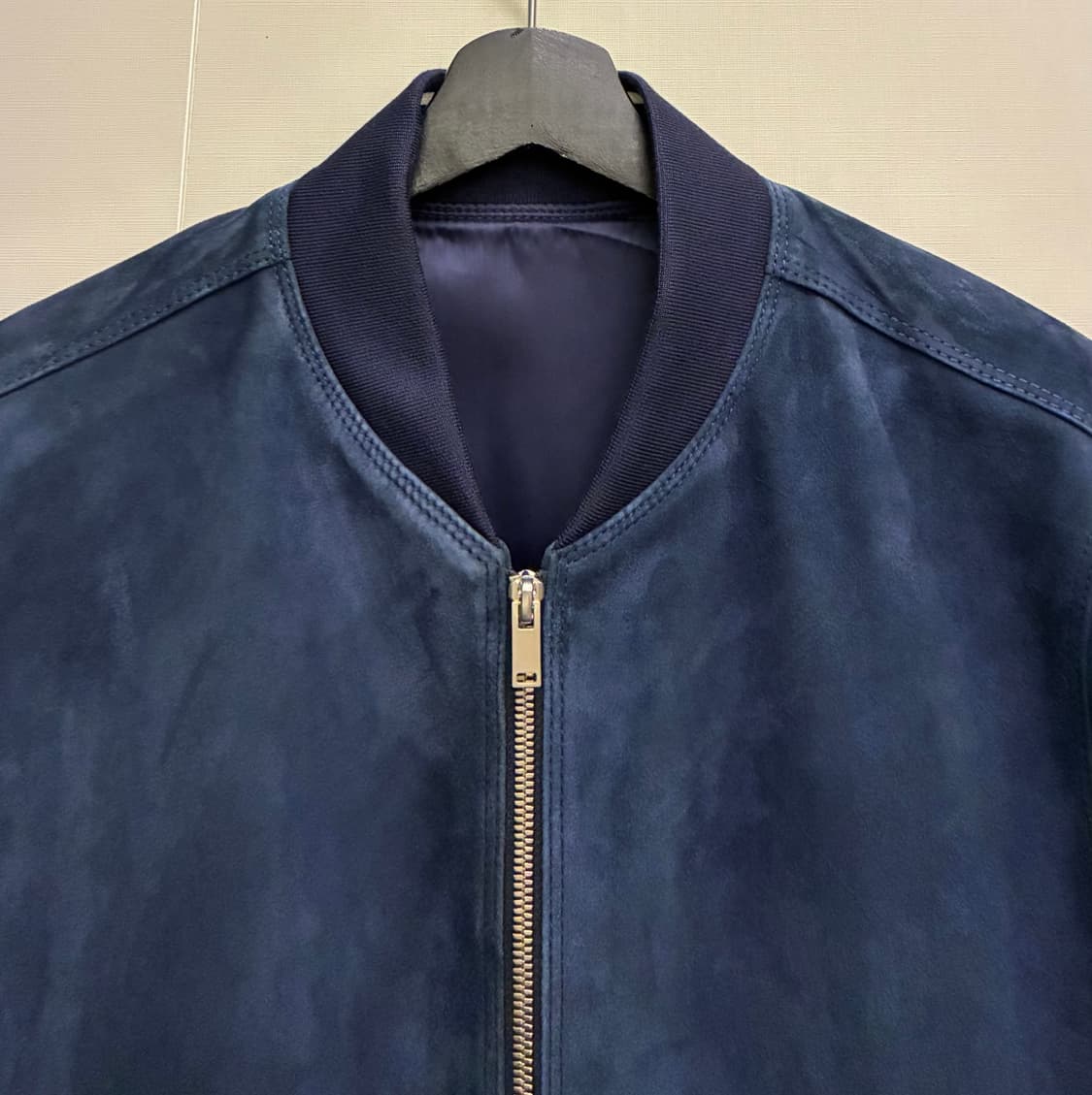 (48/97)솔리드옴므 고트스킨 염소가죽 스웨이드 블루종자켓 상품이미지3