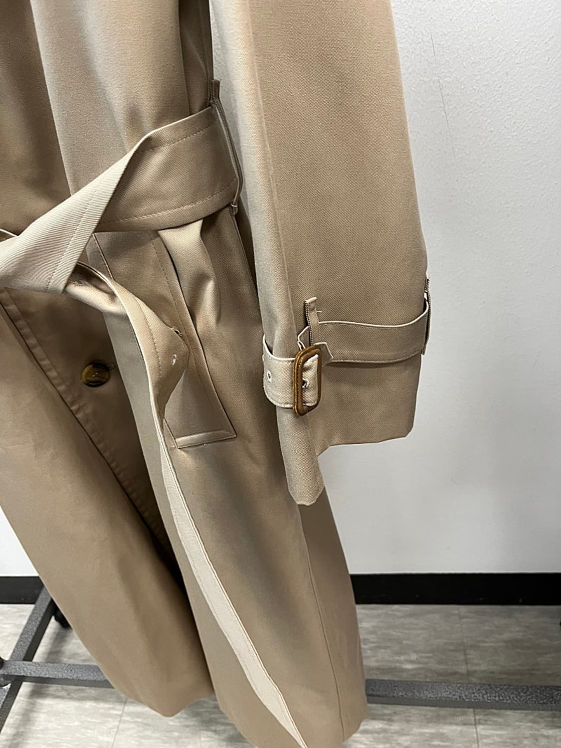 105) 버버리 런던 개버딘 내피 트렌치코트  상품이미지3