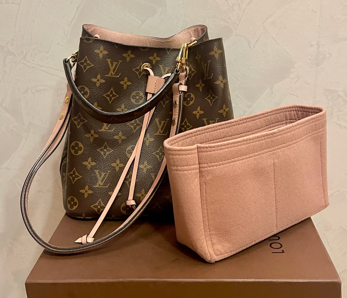루이비통 Louis Vuitton 네오노에 MM 모노그램 로즈파우더 상품이미지2