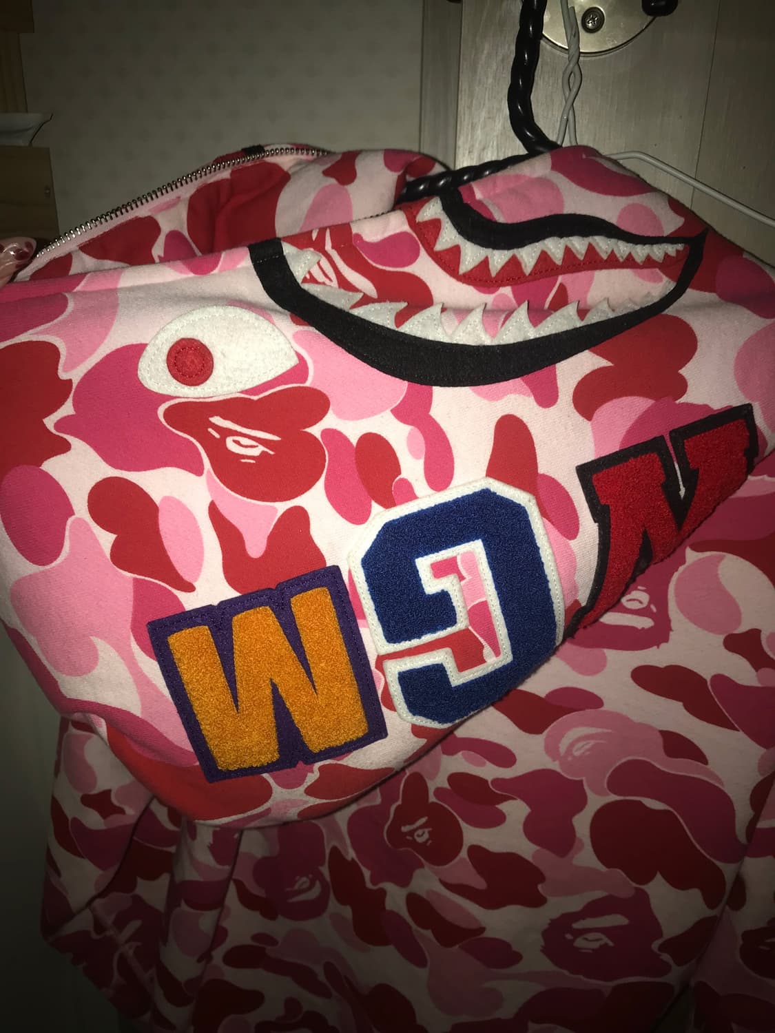 베이프 핑크 샤크 후드집업S 상품이미지2