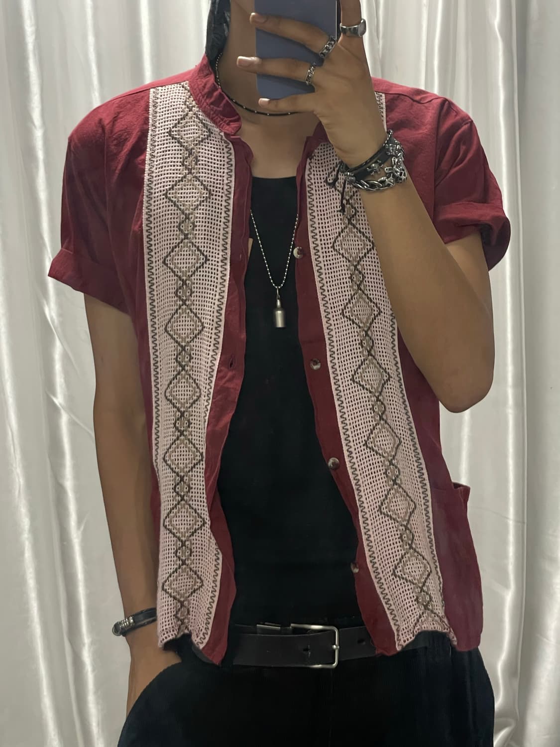 Burgundy embroidered short-sleeved shirt 상품이미지1