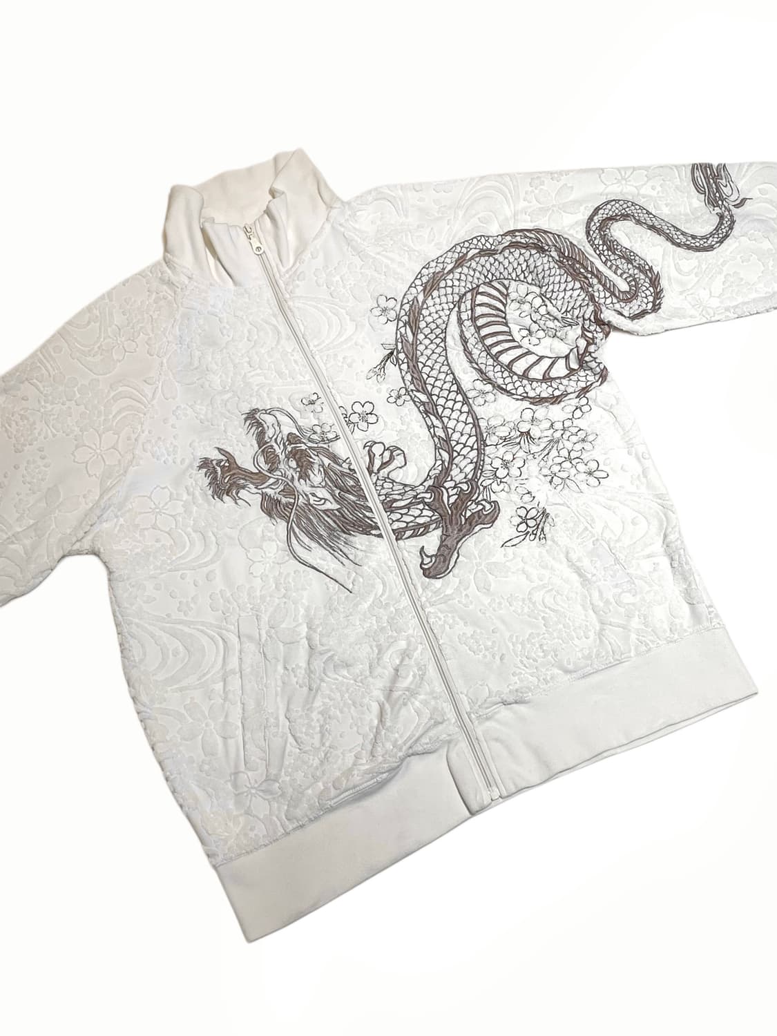 카라쿠리 용자수 부클 집업 상품이미지2