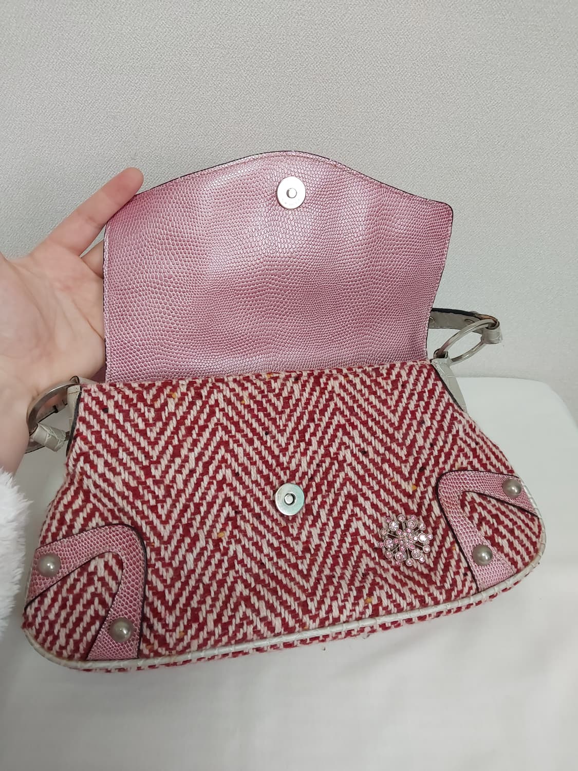 GUESS 게스 트위드 핑크 숄더백 상품이미지6