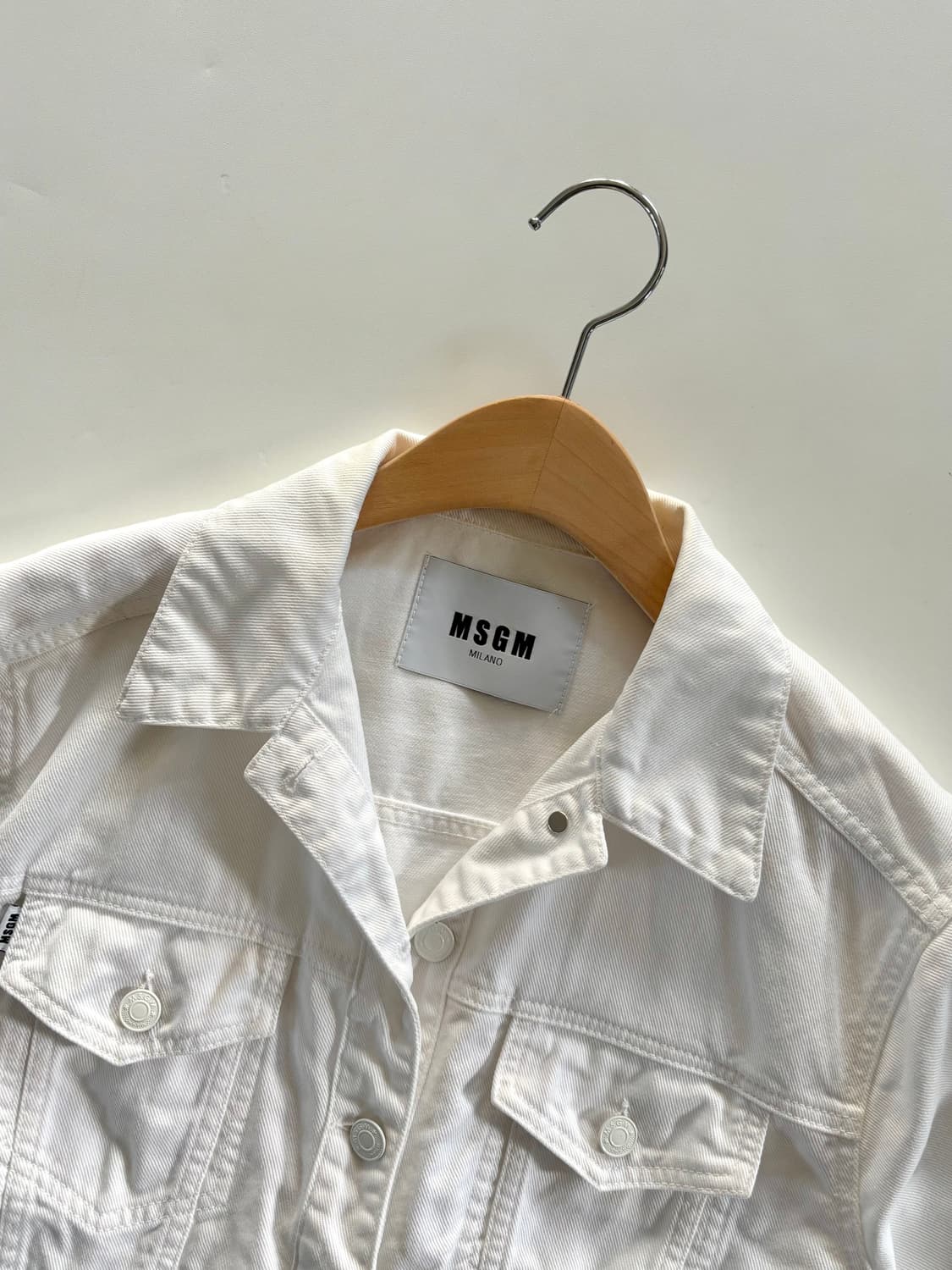 MSGM 엠에스지엠 화이트 퍼프 슬립 크롭 데님 자켓 상품이미지5