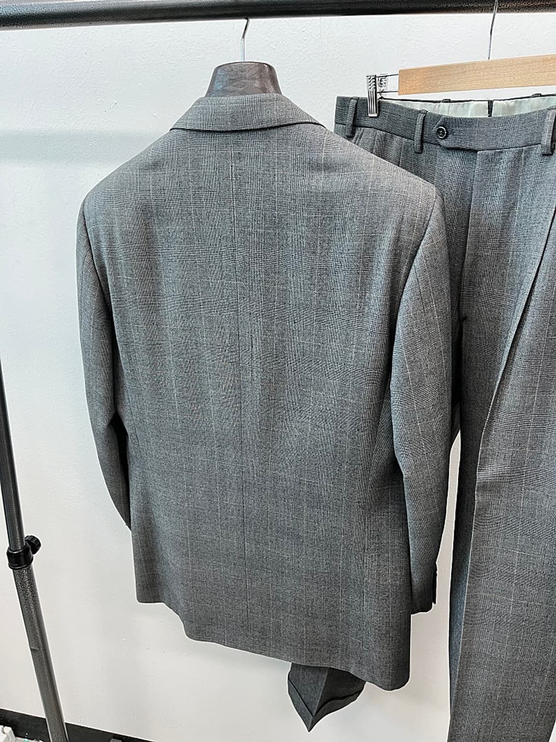 105,36) 브리오니 클래식 셋업슈트  상품이미지6