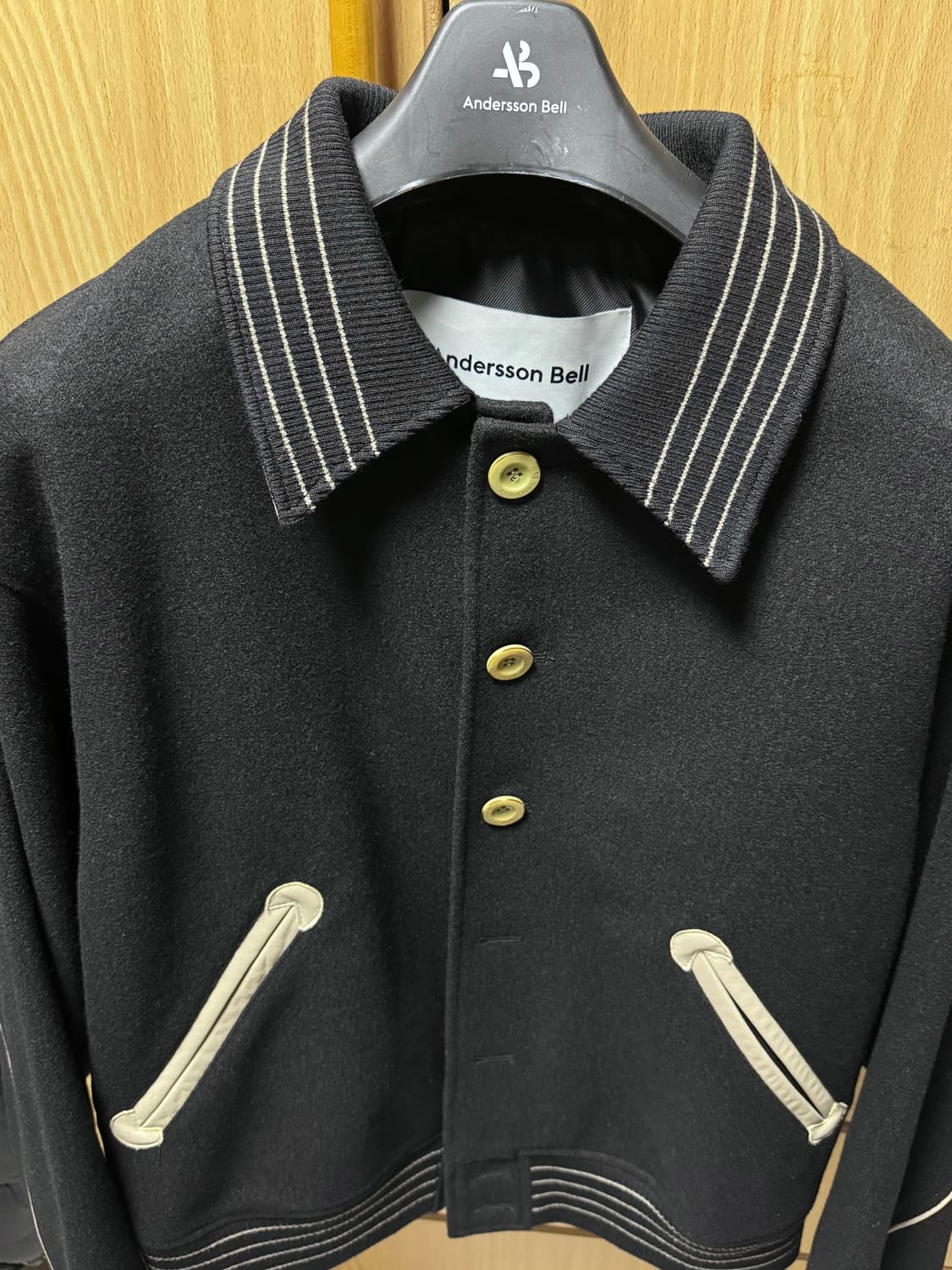 [1회착/L] Sunny Turn-on 바시티 가디건 자켓 상품이미지3