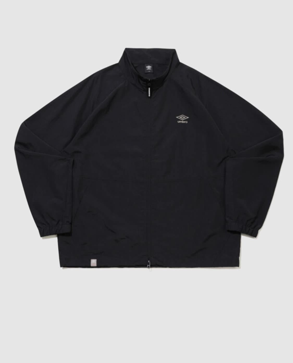 엄브로 바람막이 블랙 클래식 스탠넥 웜업 바람막이 자켓 / BLACK 상품이미지5