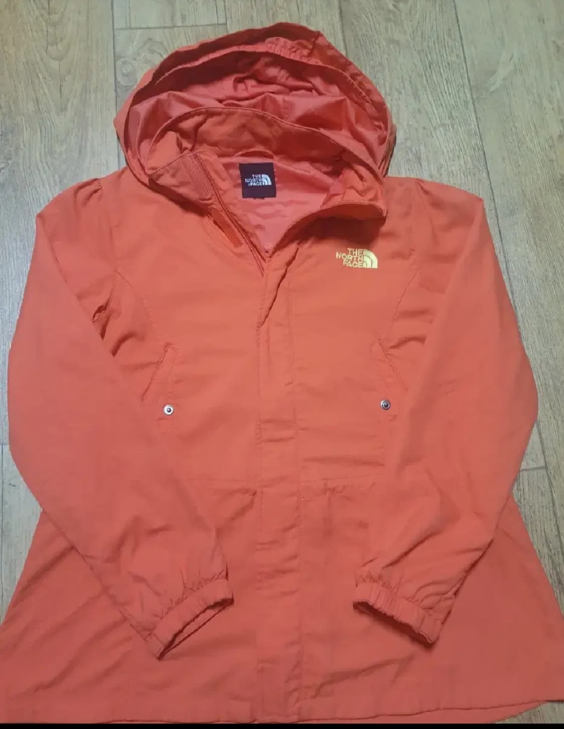 노스페이스 후드 아우터 90 사이즈입니다 상품이미지2