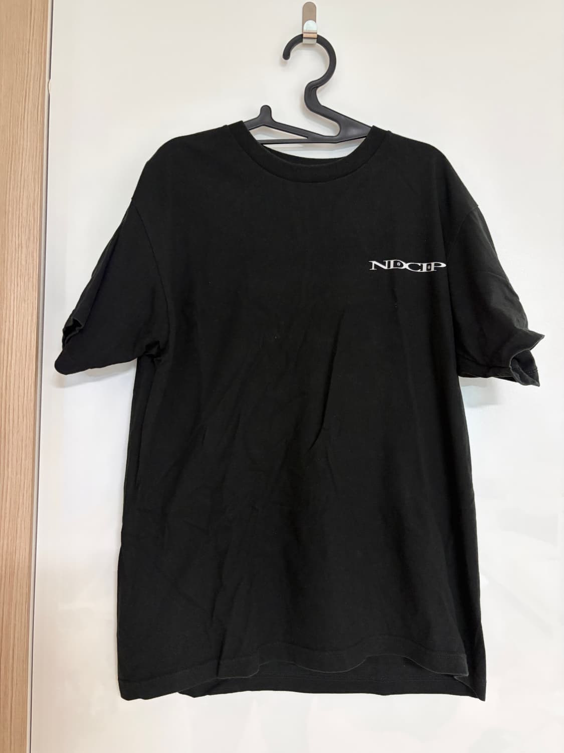 논디스클로즈 x i4p 반팔티 상품이미지1