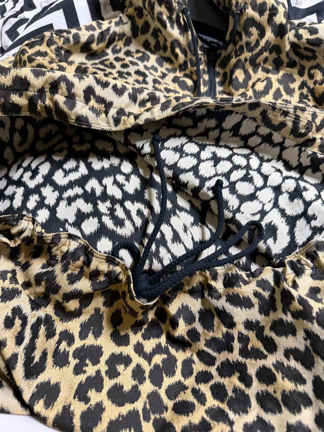 디올 dior 레오파드 아노락 S 남녀공용 상품이미지4