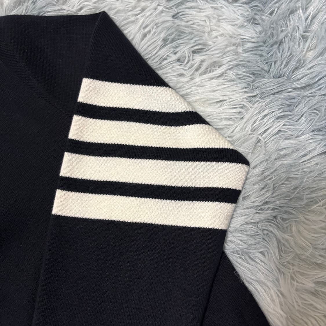 [3 Size] 톰브라운 밀라노 스티치 금장 가디건 상품이미지6