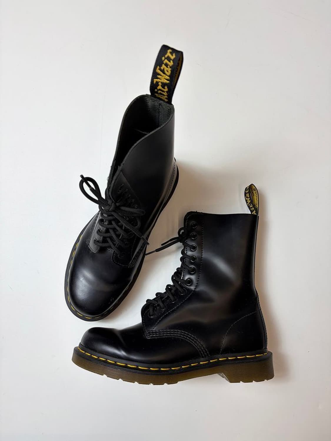 닥터마틴 Dr. Martens 1490 10홀 부츠 Q1552 상품이미지1