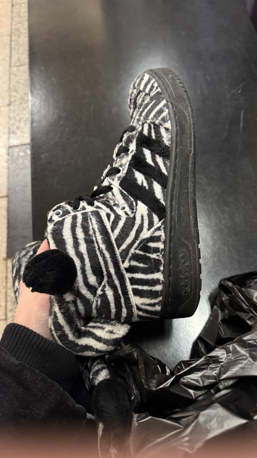 아디다스 제레미 스캇 지브라 슈즈 상품이미지4