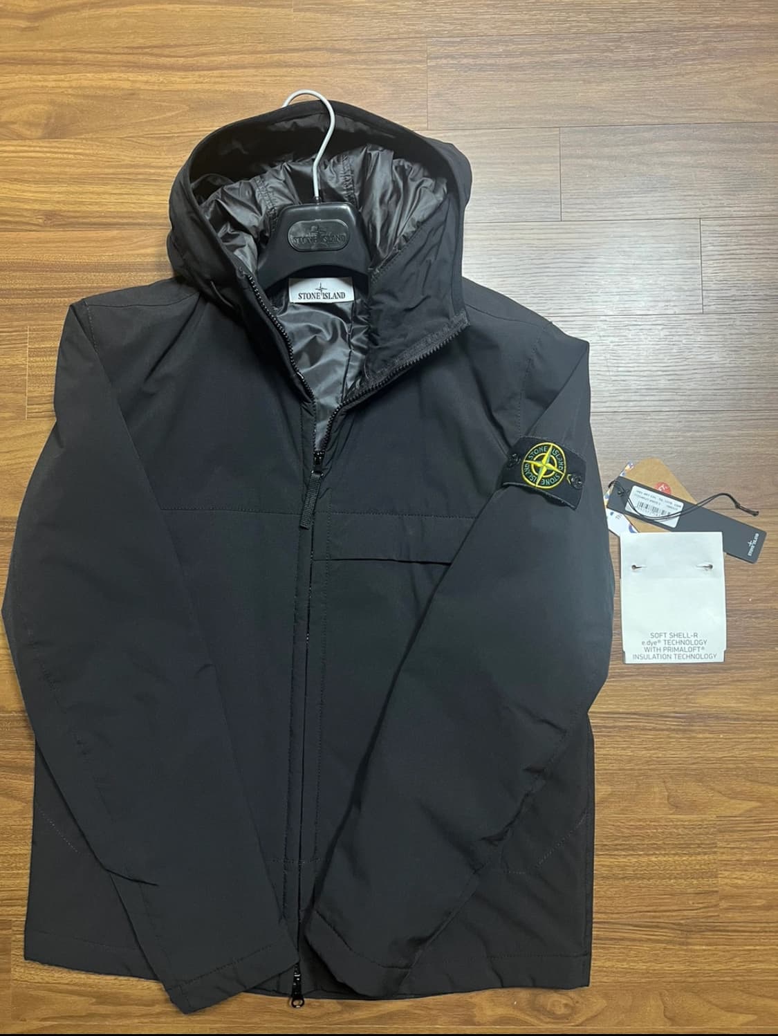 스톤아일랜드 바람막이 상품이미지1