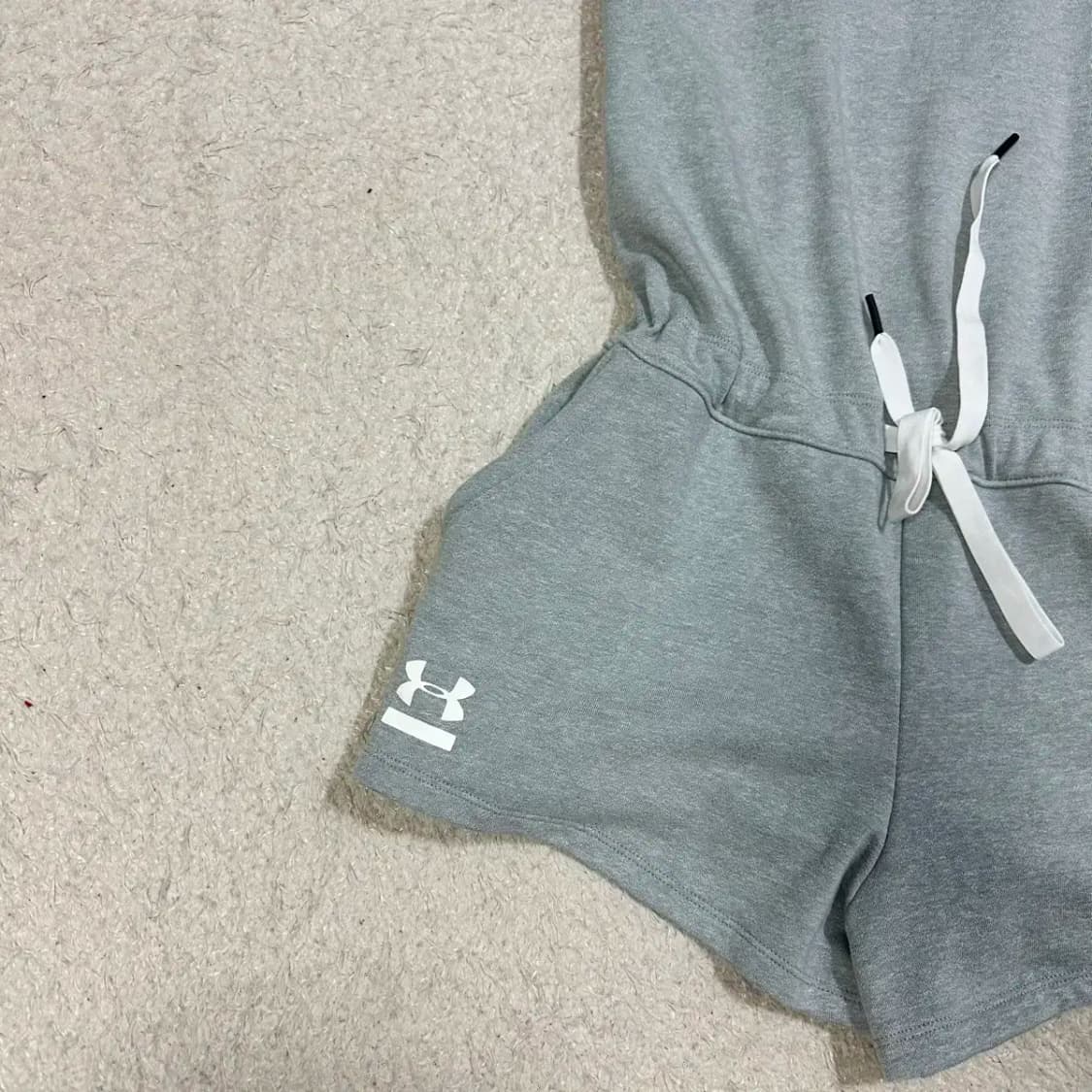 언더아머 롬퍼 점프수트 L 상품이미지2