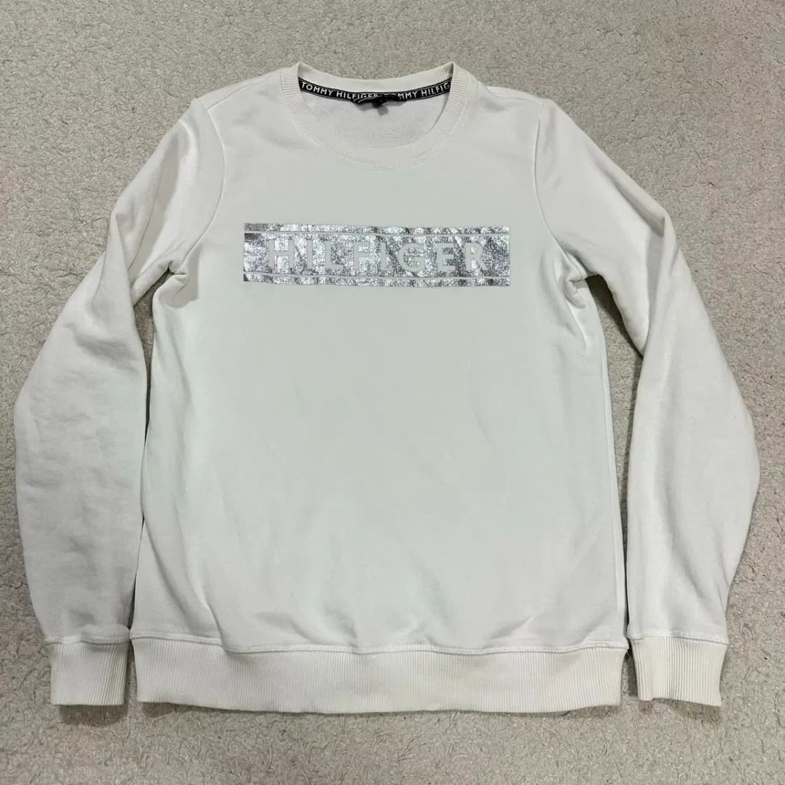 타미힐피거 맨투맨 s 상품이미지1