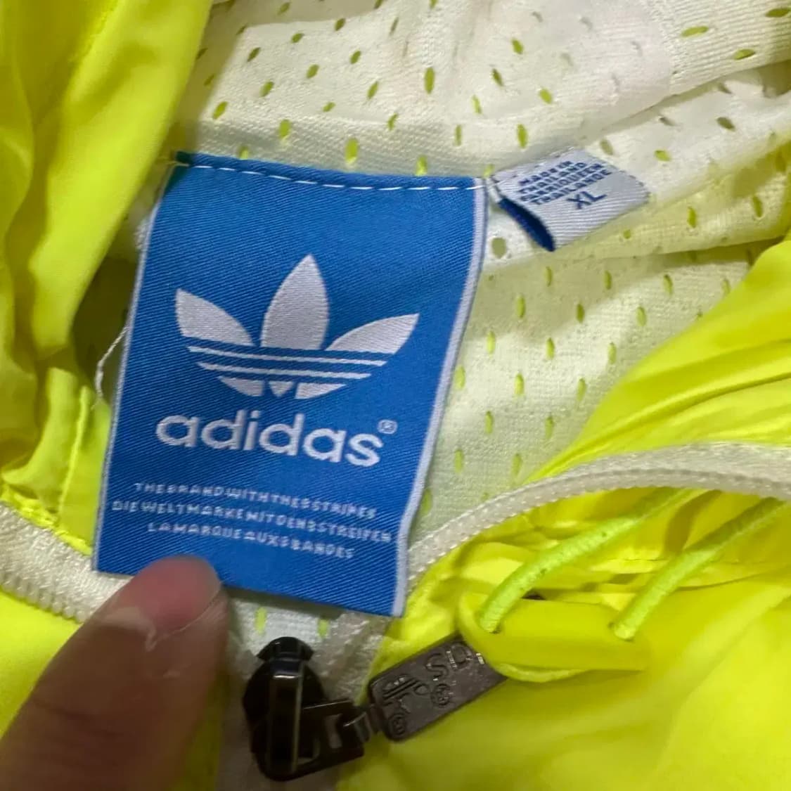 아디다스 바람막이 자켓 상품이미지3