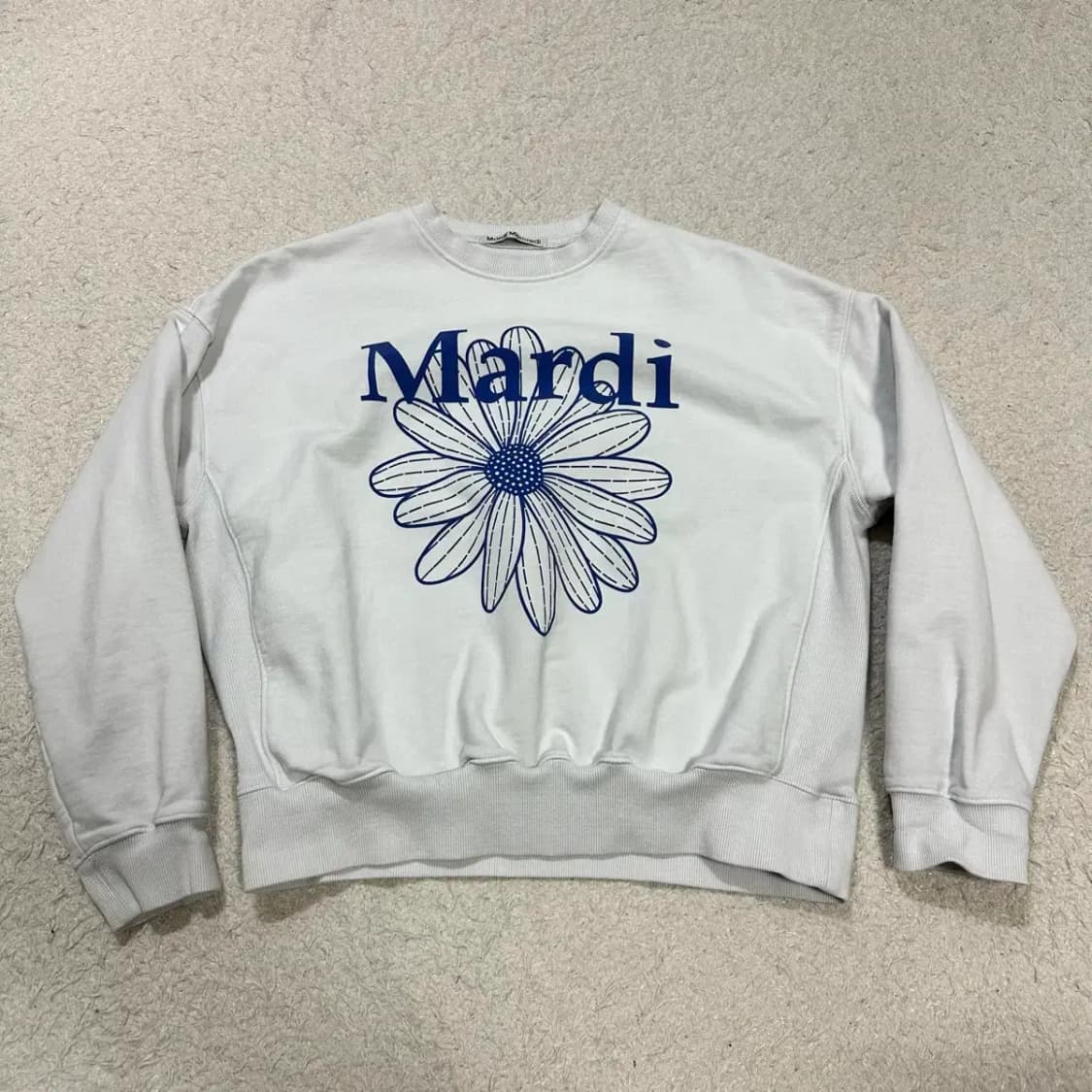 마르디메크르디 맨투맨 상품이미지1