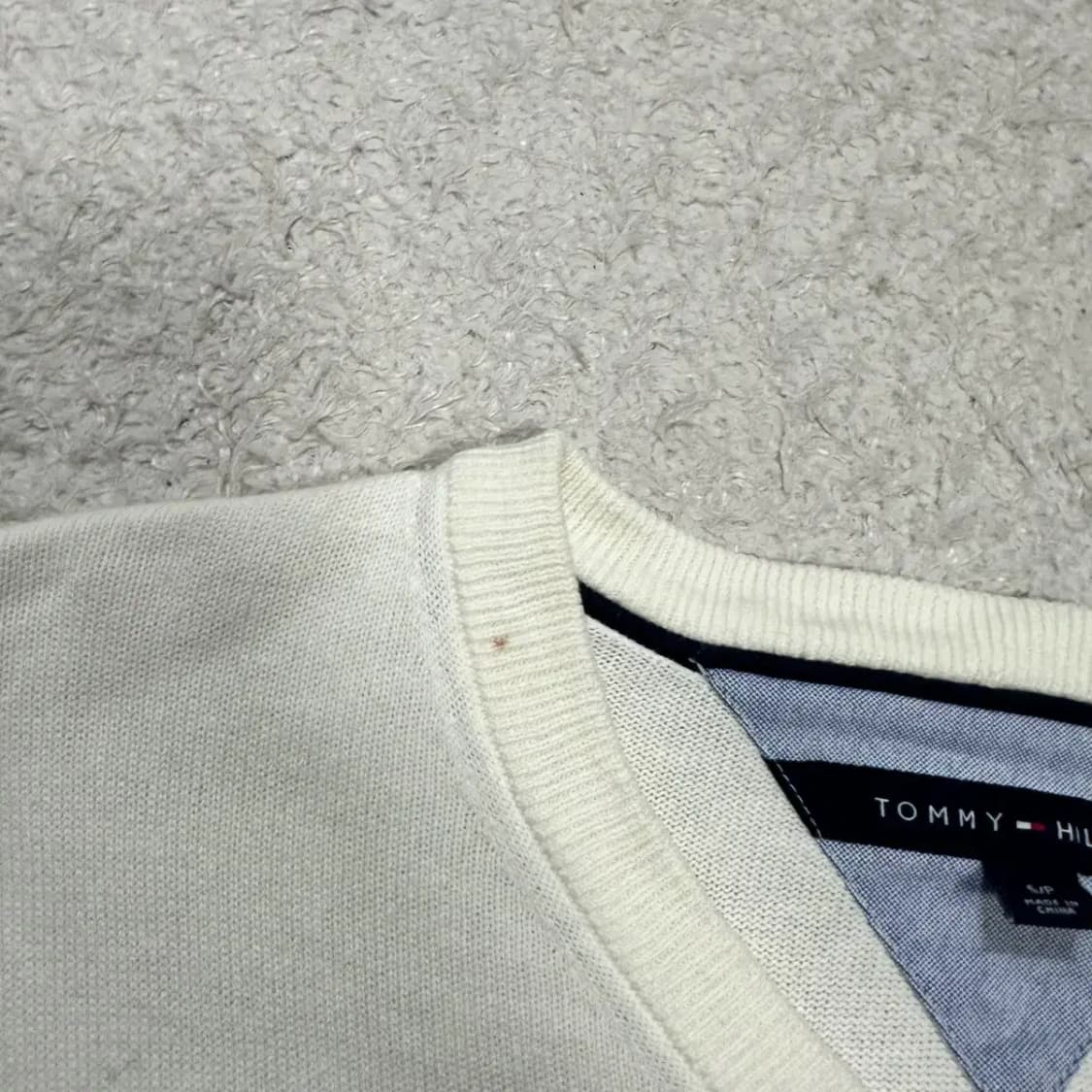 타미힐피거 니트 브이넥 s 상품이미지3