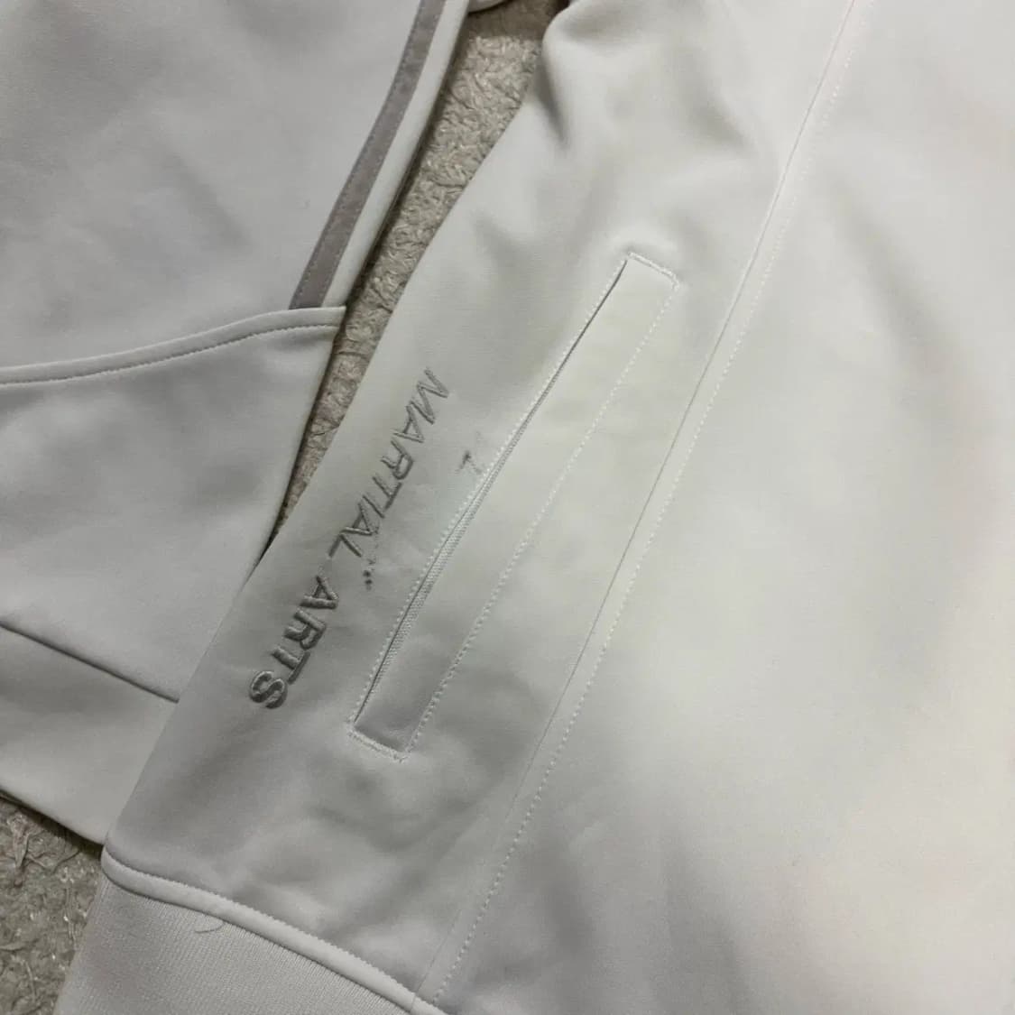 아디다스 져지 트랙탑 XL 상품이미지2