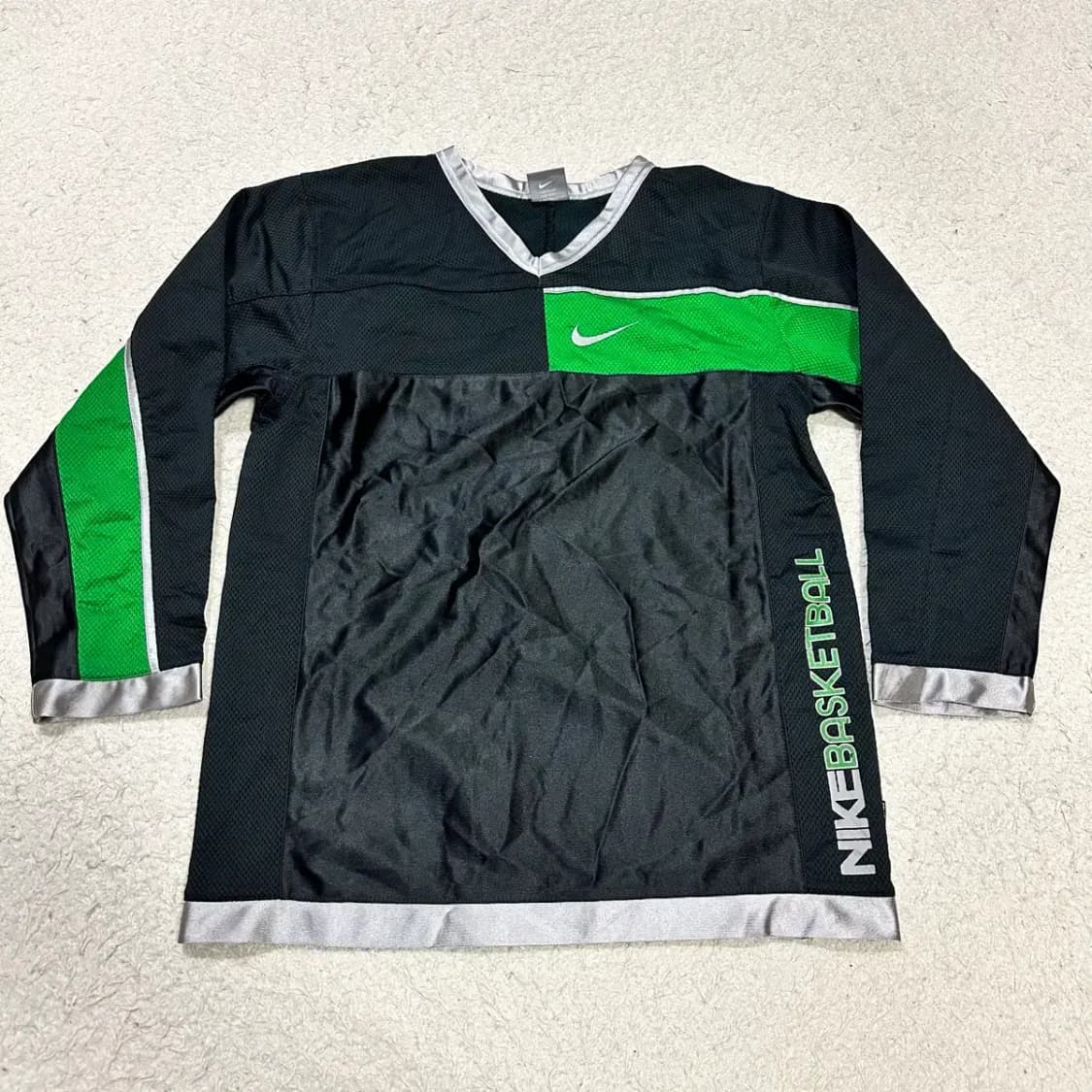 나이키 긴팔티 여성 추천 상품이미지1