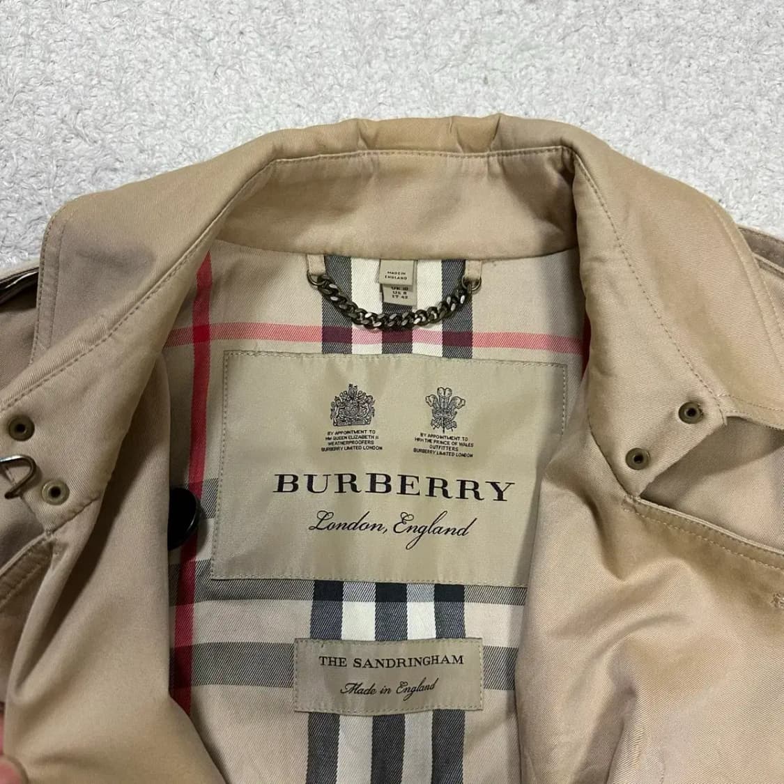 버버리 트렌치 코트 베이지 여성 상품이미지3