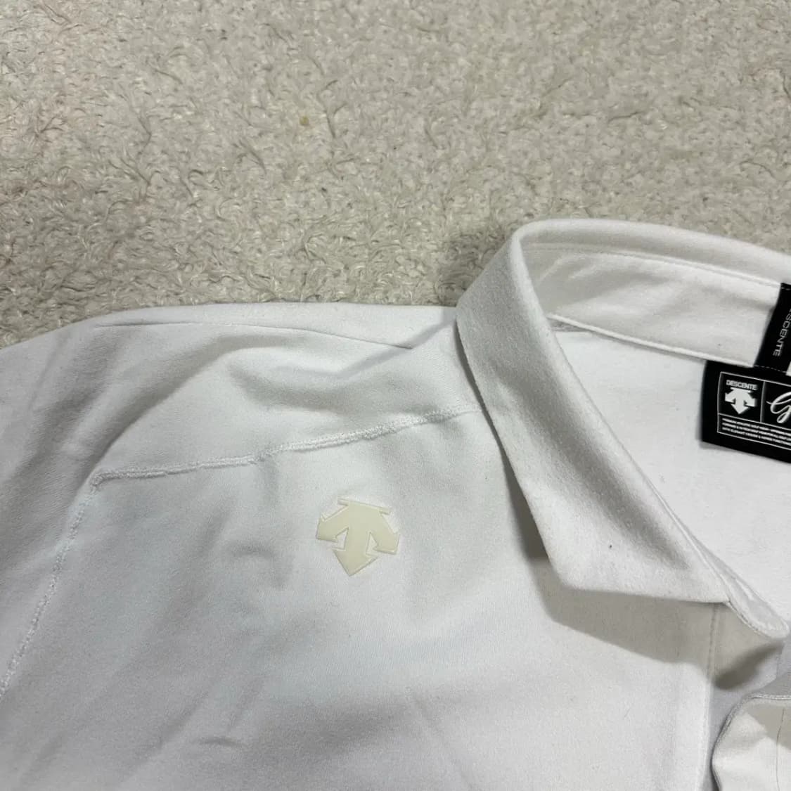 데상트 긴팔 카라티 110 상품이미지2