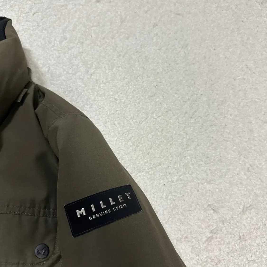 밀레 남성 카키색 패딩 점퍼 m 95 상품이미지2