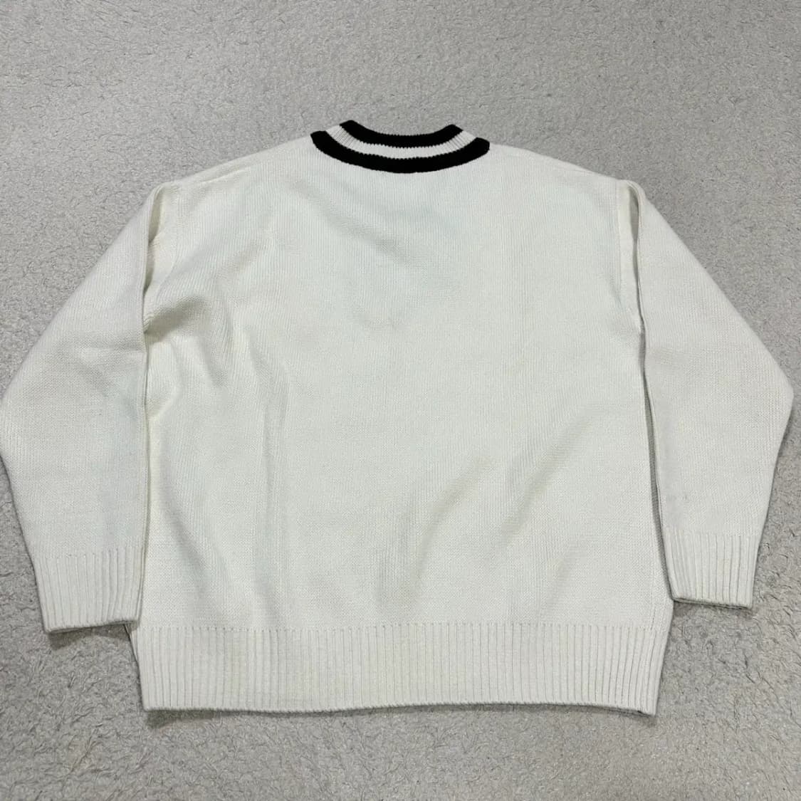 라이프워크 니트 브이넥 오버핏 상품이미지5