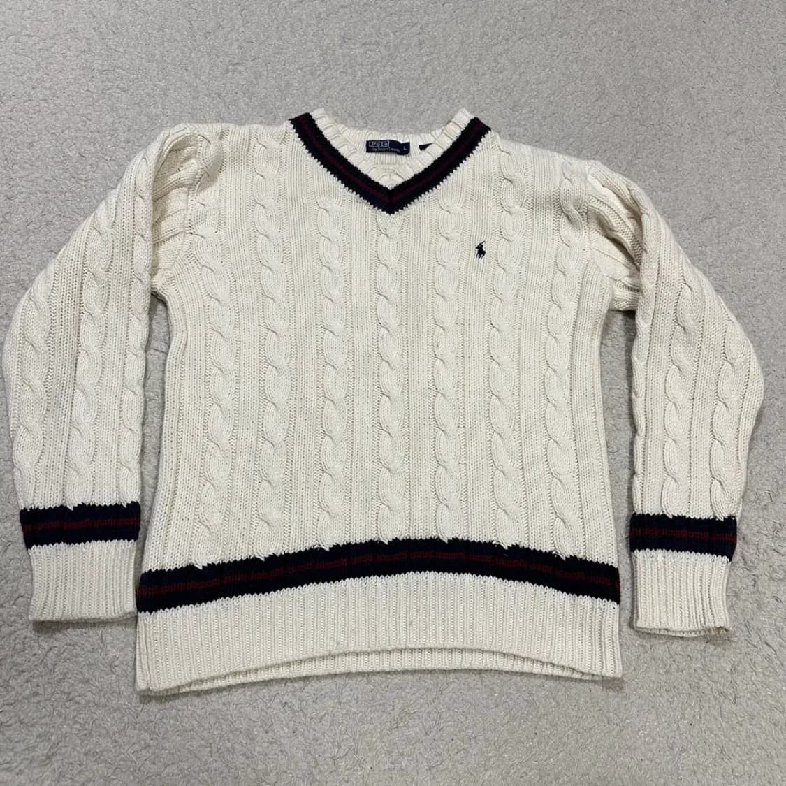 폴로 랄프로렌 크리켓 케이블 브이넥 니트 여성 추천 상품이미지1