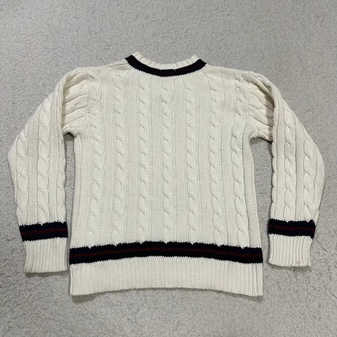 폴로 랄프로렌 크리켓 케이블 브이넥 니트 여성 추천 상품이미지6