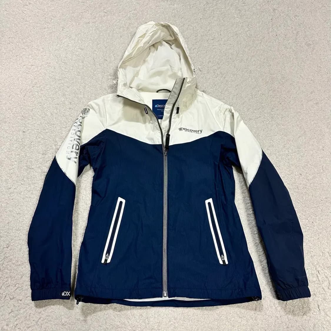디스커버리 익스페디션 바람막이 여성 90 상품이미지1