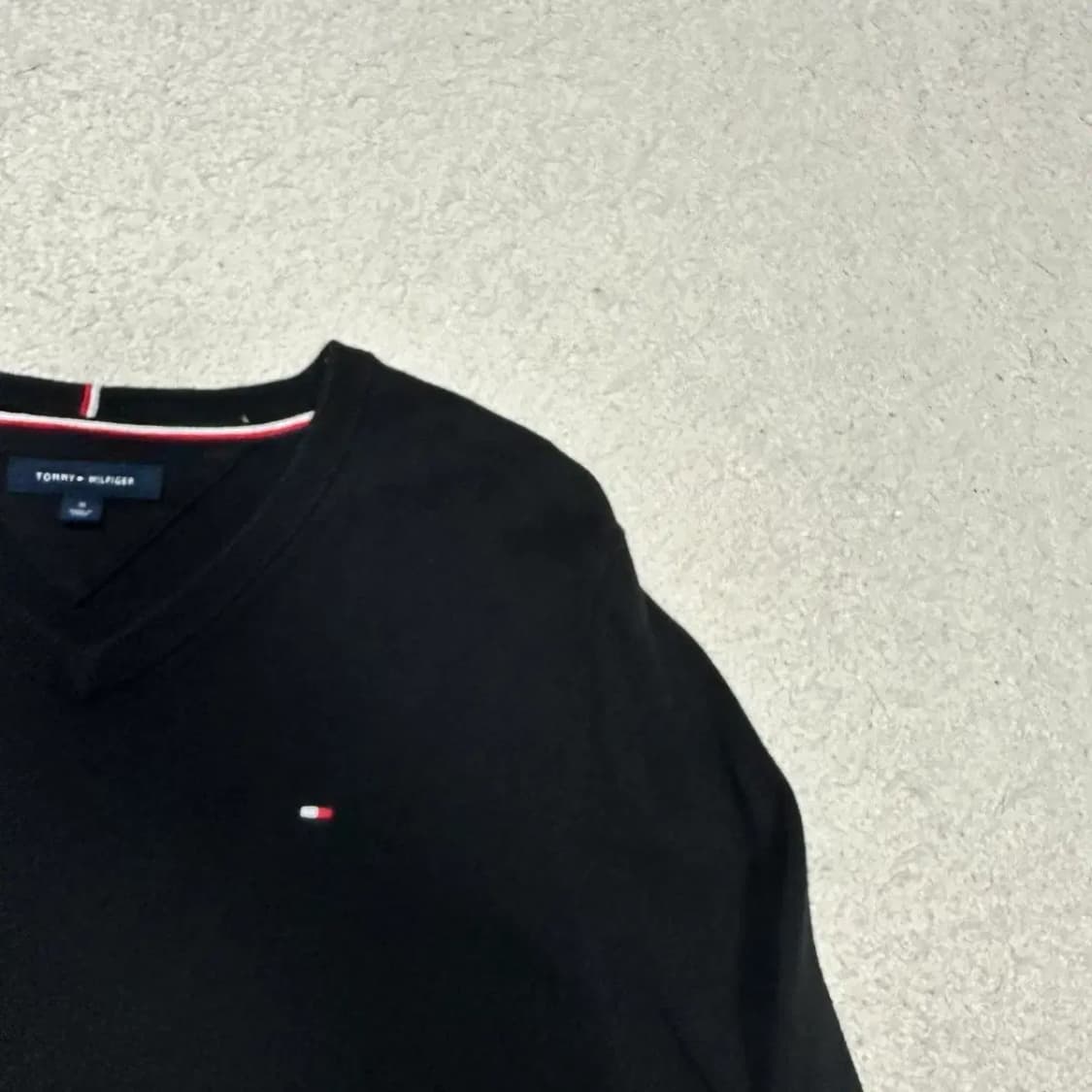 타미힐피거 니트 브이넥 블랙 m 상품이미지3