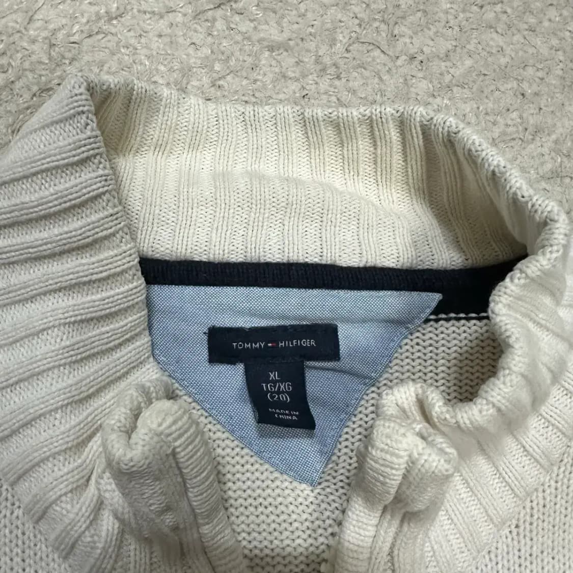 타미힐피거 반집업 니트 상품이미지3