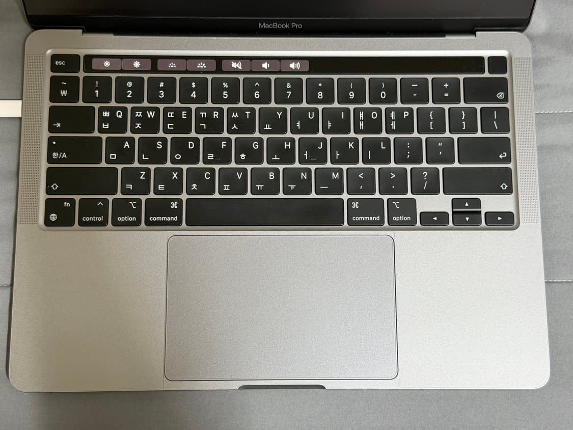 맥북 프로 m2 13인치 상품이미지3