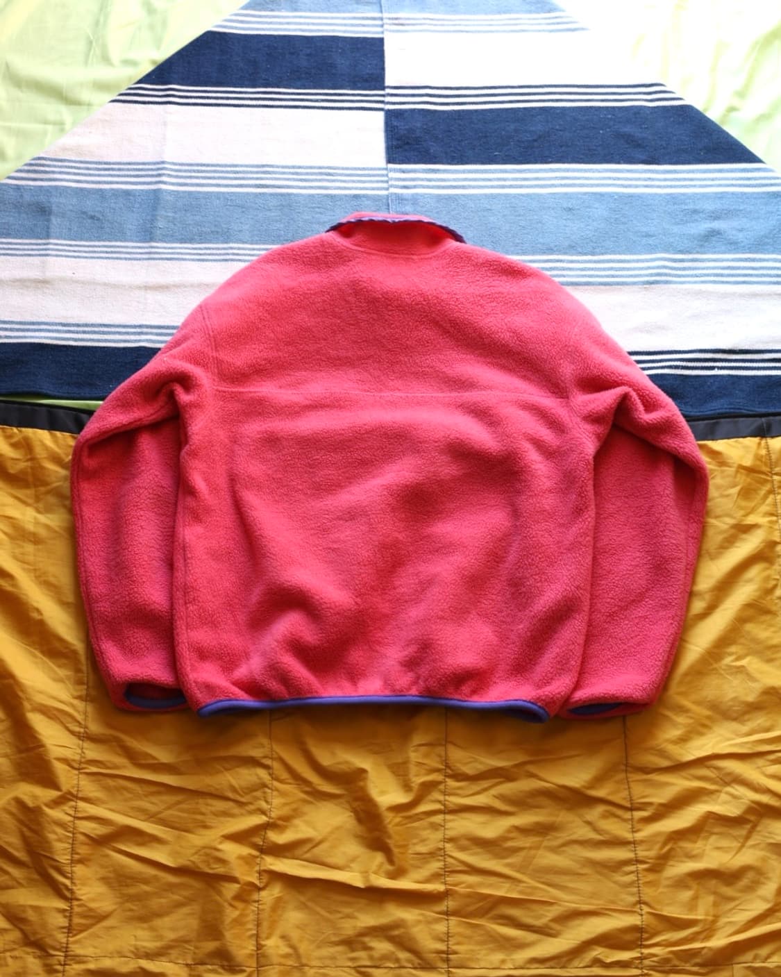 파타고니아 80s 신칠라 스냅티 플리스 (Salmon Pink) 상품이미지10