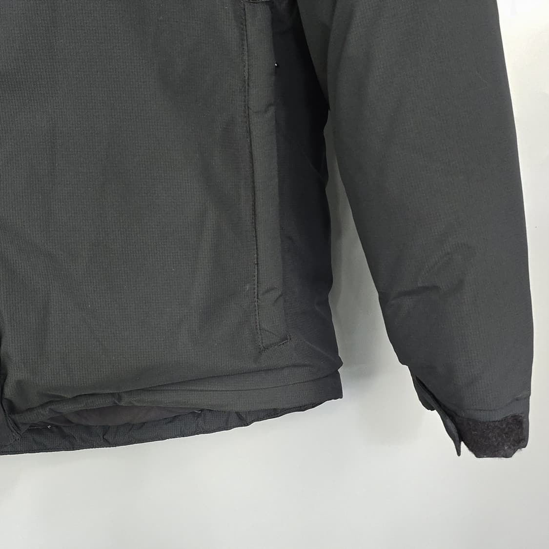 언더아머 구스다운 자켓 M 상품이미지4