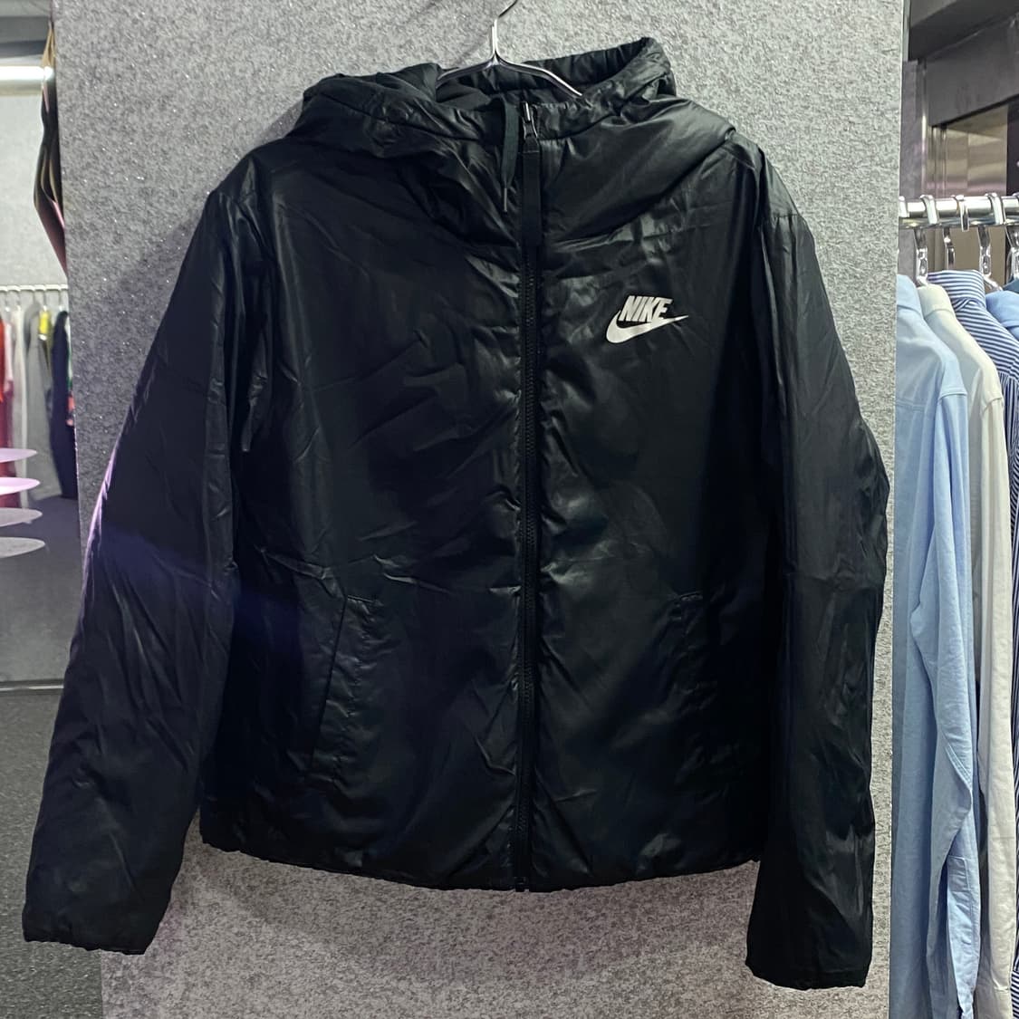 나이키 빅로고 블랙 리버시블 프리마로프트 점퍼 B3043  상품이미지2