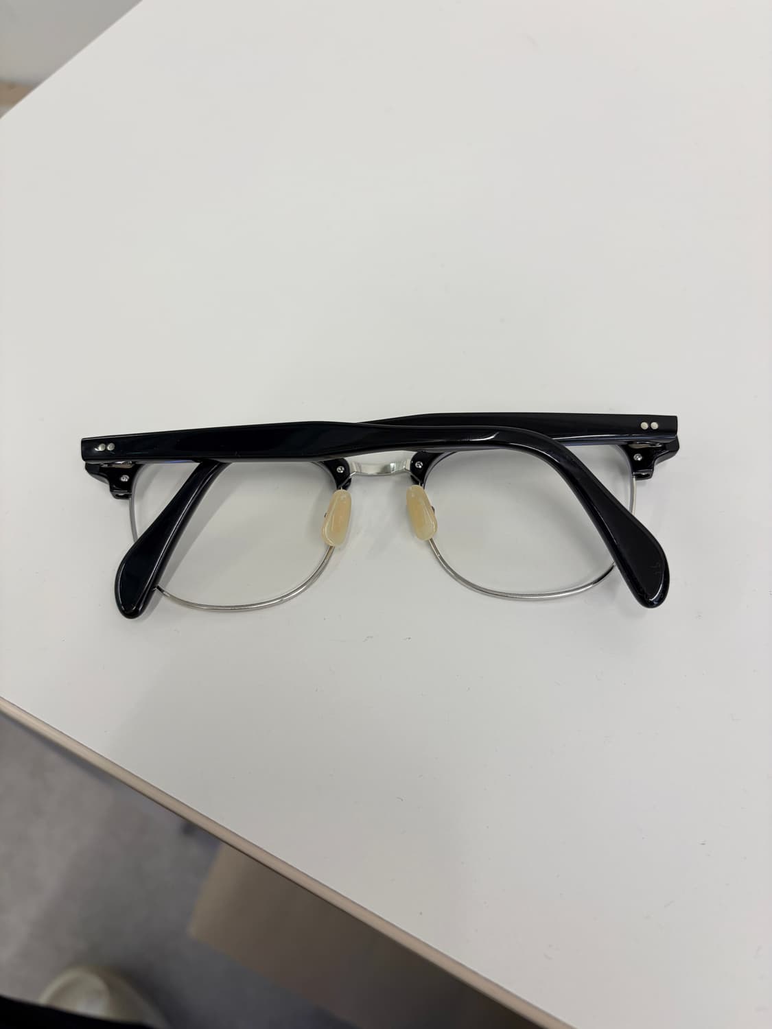 금자안경 KV131 BKSI 오버사이즈 하금테 상품이미지2