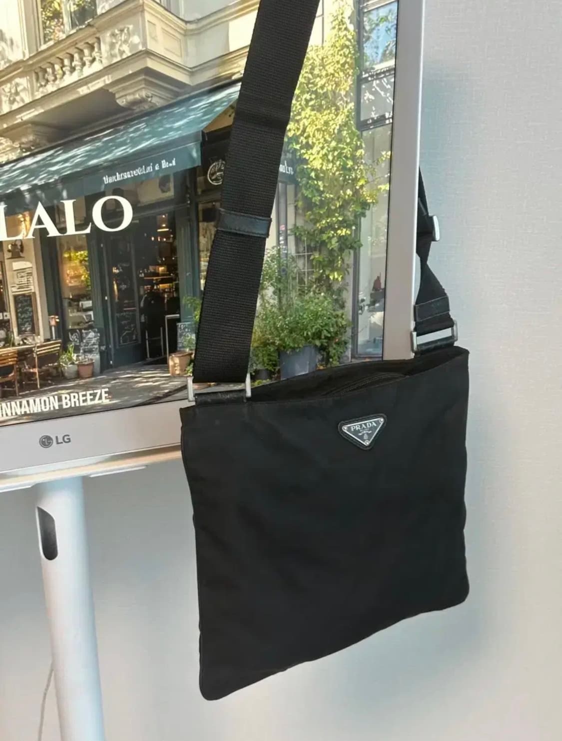 정품 프라다 포코노 나일론 크로스백 메신저백 숄더백 상품이미지3